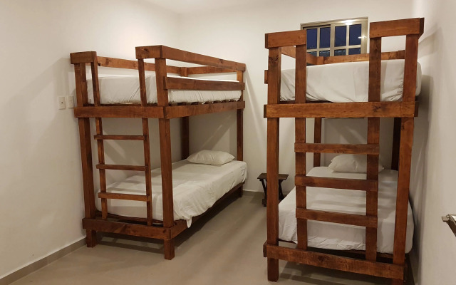 Meraki Hostal Playa - Hostel