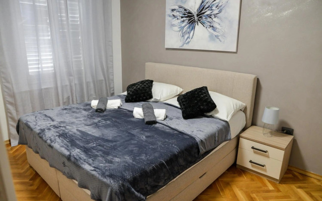 Apartment Summer Breeze