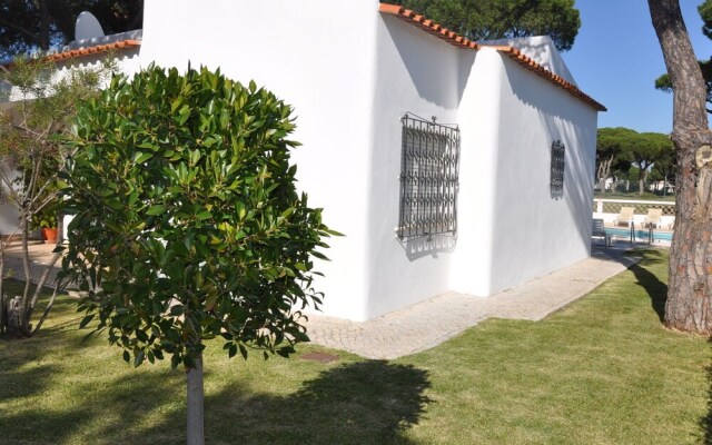 Lovely and Cozy Golf Villa near Vilamoura Marina