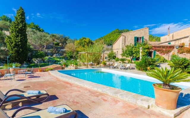 SOBREAMUNT - Villa for 6 people in Esporles.