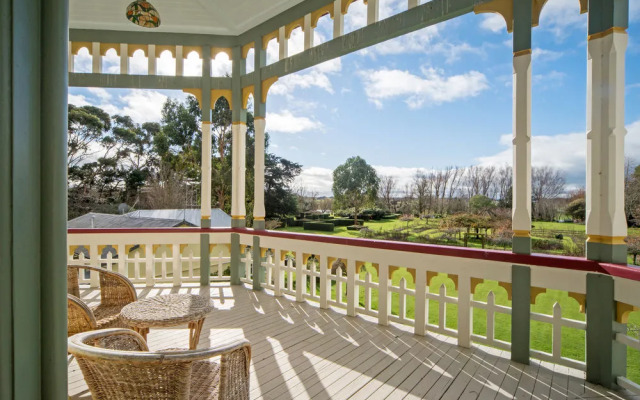 Highden Manor Estate