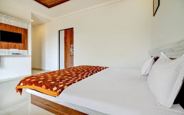 Aditya Hill View Inn