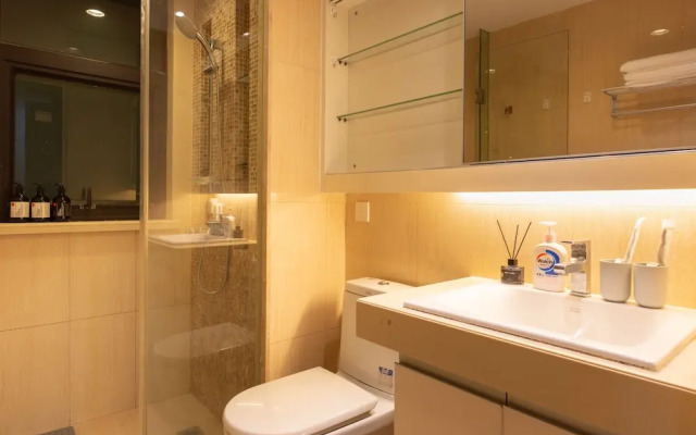 Locals Boutique Apartment Huafa Plaza 38