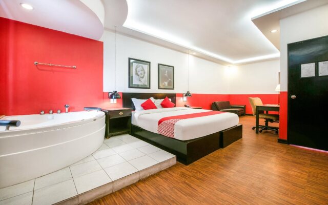 Red Rose Hotel