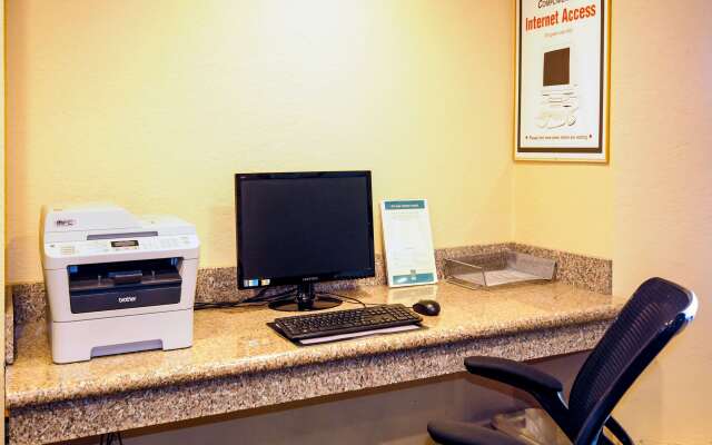 Quality Inn Stadium Area Green Bay Stadium