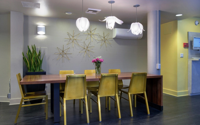 The Belltown Inn