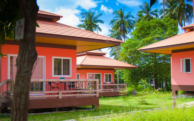 Koh Tao Thani Resort