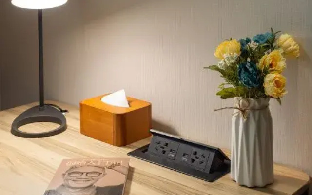 Hanting Youjia Hotel (Dalian Zhongshanguangchang Harbour Plaza)