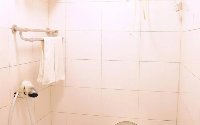 Qingdao Peninsula Four Seasons Business Hotel