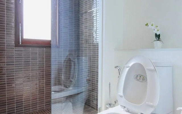 Pranaluxe Pool Villa Unit B9