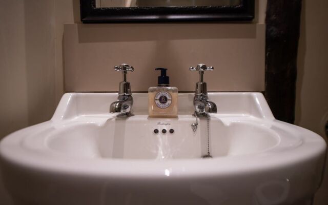 The Cotswolds Coach House