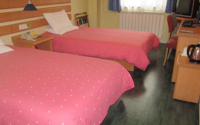 Qingdao Home Inn - Wuyishan Road