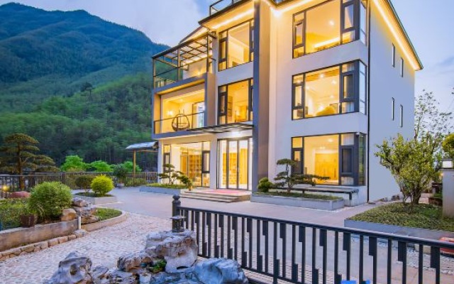 Facing the Mountain for Residence | Anji Zhuxi Mountain Wild Drift Dock Homestay – Outside – Huzhou