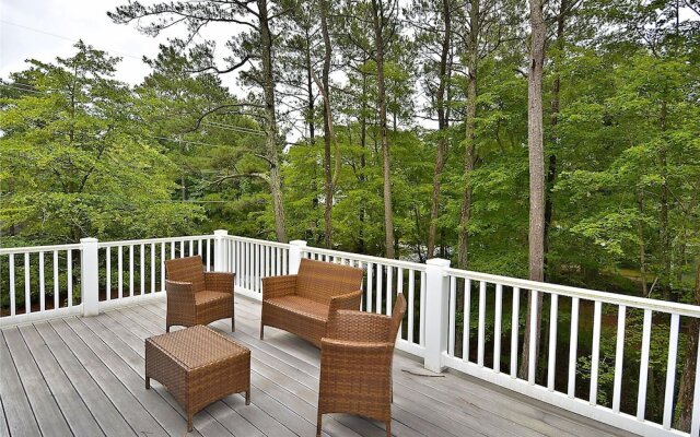 La Bella Vita by Long & Foster