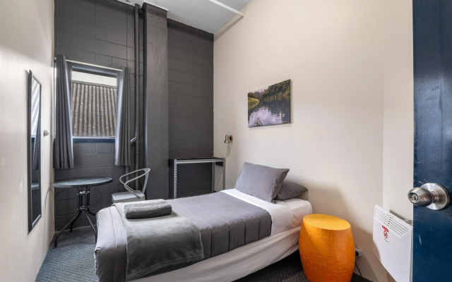 Rock Solid Backpackers Rotorua