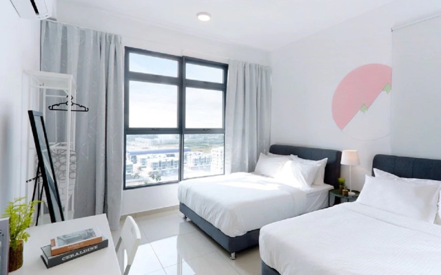 Atlantis Residence Pool View Apartment by Iconstay Melaka