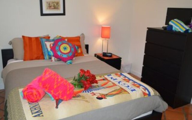 Three-bedroom Apartment at Villa Tunis