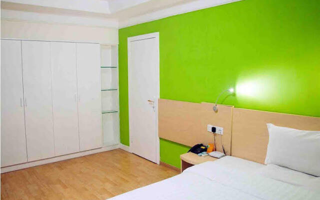 7 Days Ronghe Hotel Apartment