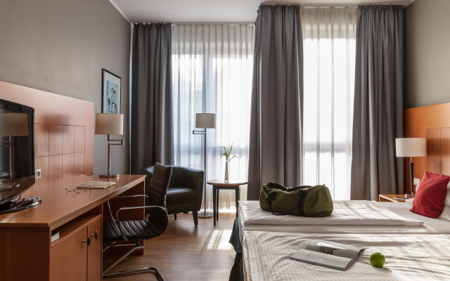Plaza Premium Koln