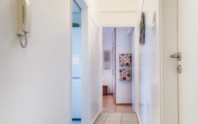 Gazi apartment with Acropolis views