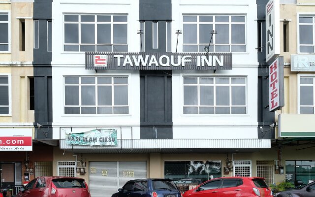 OYO 711 Tawaquf Inn