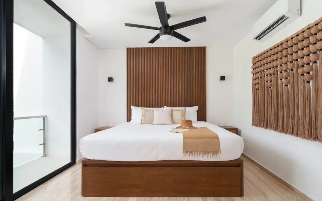Karanda by Beach Please Tulum