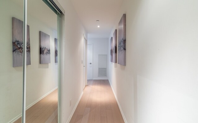 Spectacular Exec 2BR Financial District