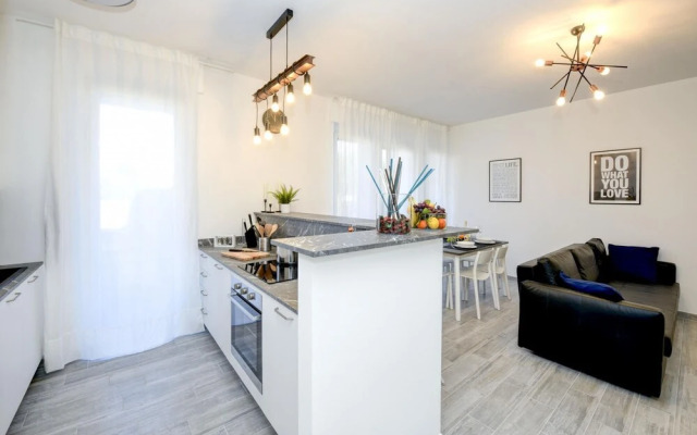 Virgo Suite Apartment - Italian Homing