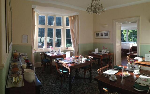 Pine Lodge Guest House