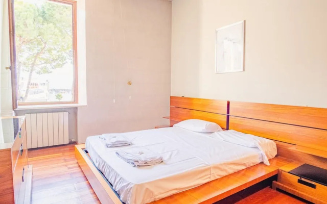 Romantic Coast View - Italian Homing