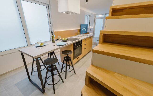 Manolis Loft Apartment