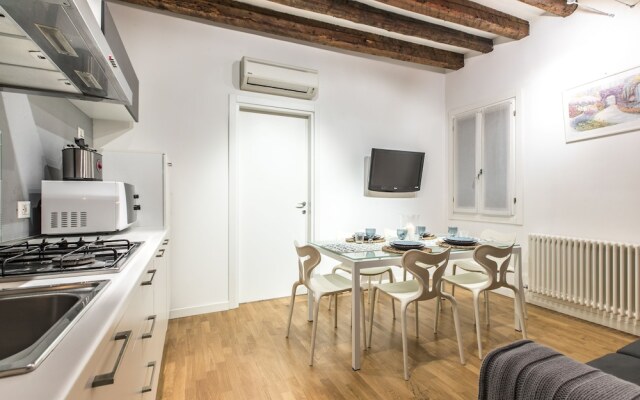 Arsenale Design Apartment R&R