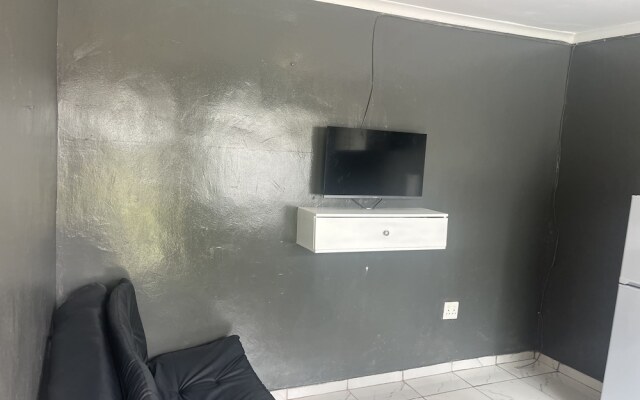 4th Road accommodation