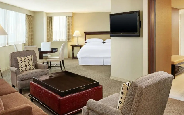 Wyndham College Park North / Washington DC Area