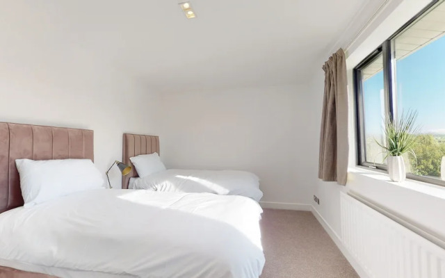 Low Greenlands Holiday Park