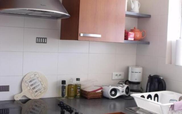 Grand studio vue mer à Marina Baie des Anges