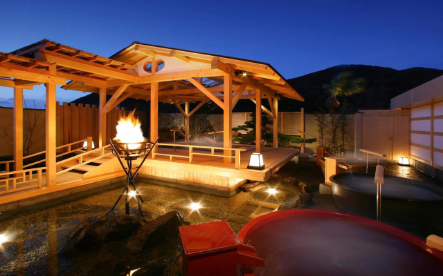 The Heisaura Beach Hotel & Resort