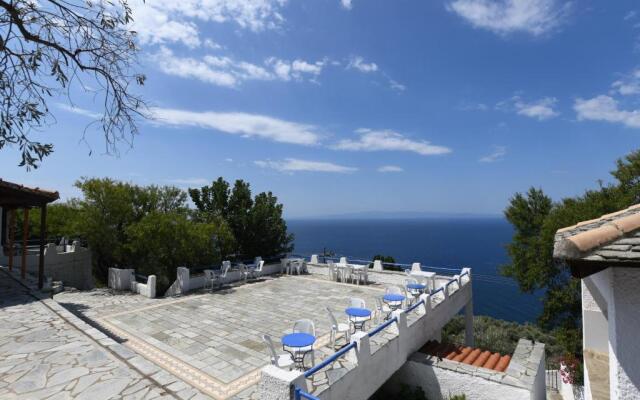 Secret Sporades Panoramic Residence
