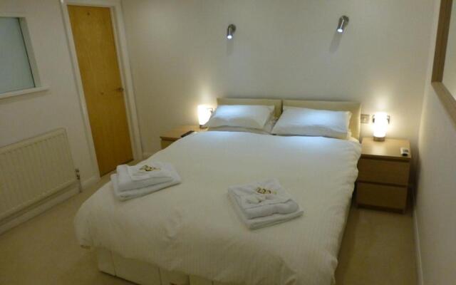 Earle House Serviced Apartments