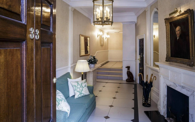 44 Curzon Street Apartments by Mansley