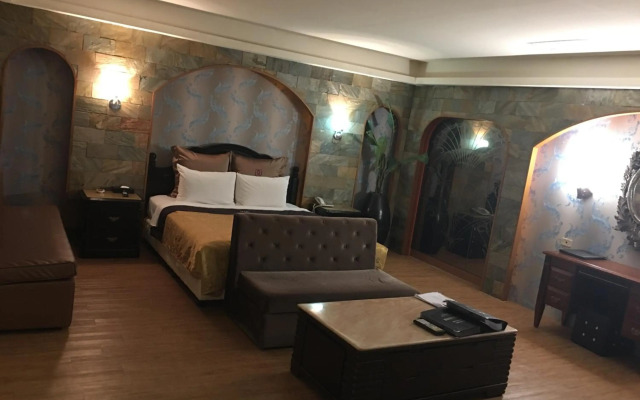 Discovery Motel - Tucheng