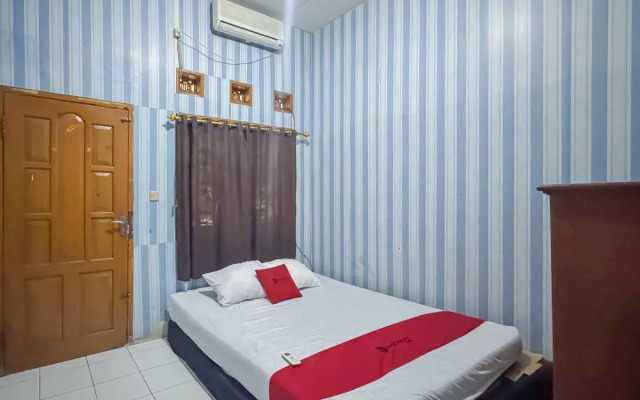 RedDoorz @ Kuning GH Jatinangor