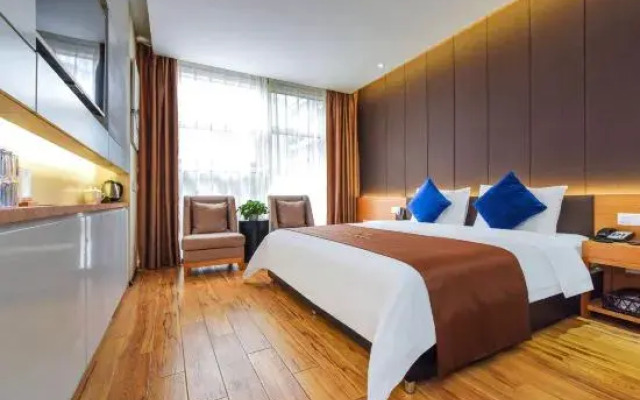 Longding Boutique Hotel (Chongqing Shapingba Three Gorges Plaza)