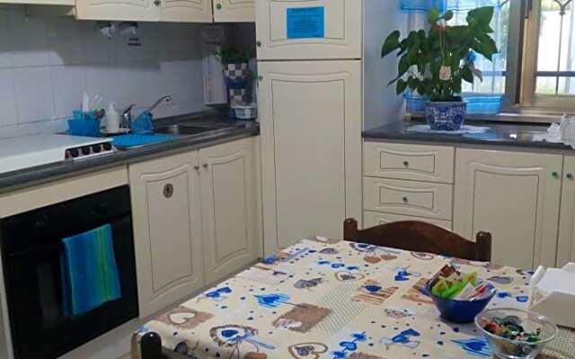 Alfi Beb (Adults Only)