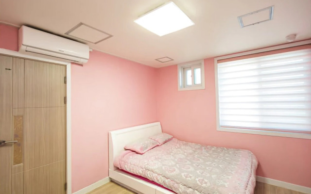 Daecheon Suji Pension