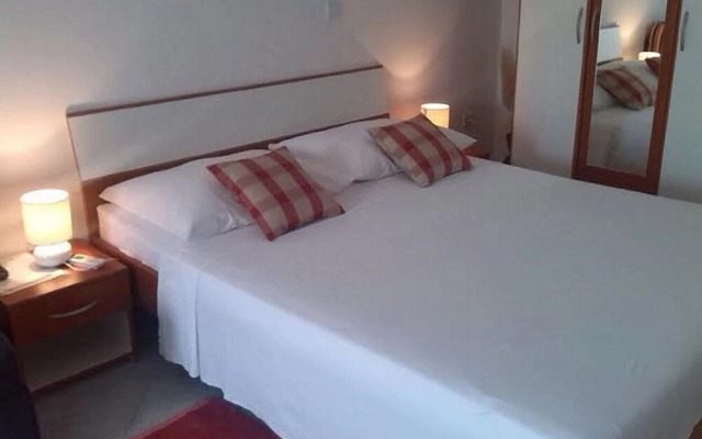 Brane - Charming and Close to the sea - SA1