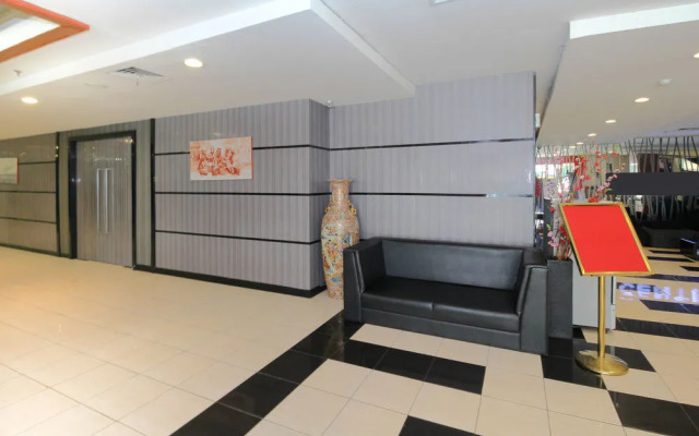 Quin Centro Hotel Palembang