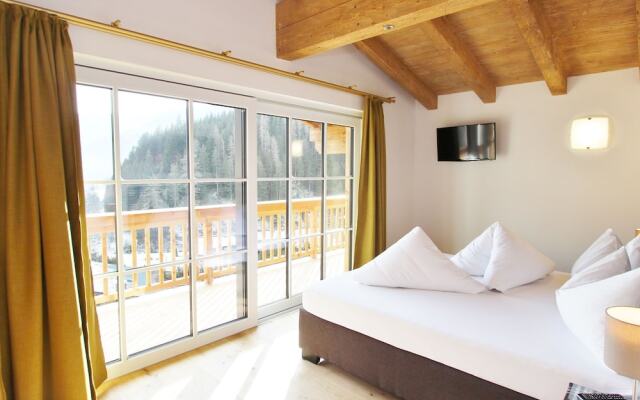 Luxury Chalet in Saalbach-Hinterglemm near Ski Area