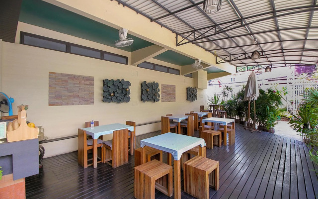 Rajata Hotel