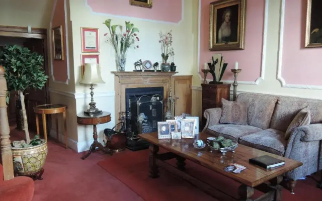 The Georgian House